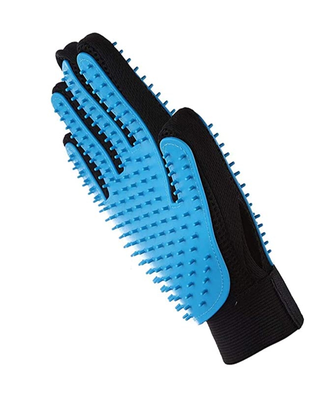 Gentle deshedding clearance glove