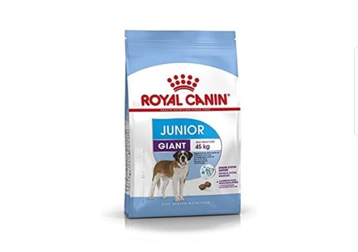 Royal Canin Giant Junior Dog  (15kg)