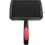 Slicker brush without button type