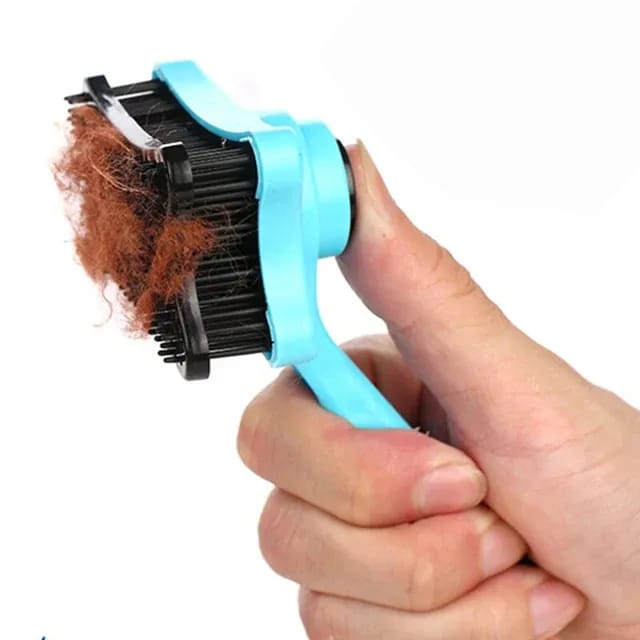 Button slicker brush
